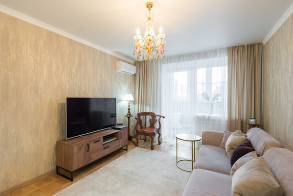 Продам двухкомнатную (2-комн.) квартиру, Ворошиловский пр-кт, 77, Ростов-на-Дону г