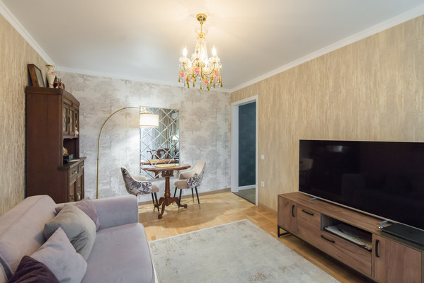 Продам двухкомнатную (2-комн.) квартиру, Ворошиловский пр-кт, 77, Ростов-на-Дону г