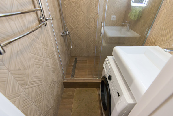 Продам двухкомнатную (2-комн.) квартиру, Ворошиловский пр-кт, 77, Ростов-на-Дону г