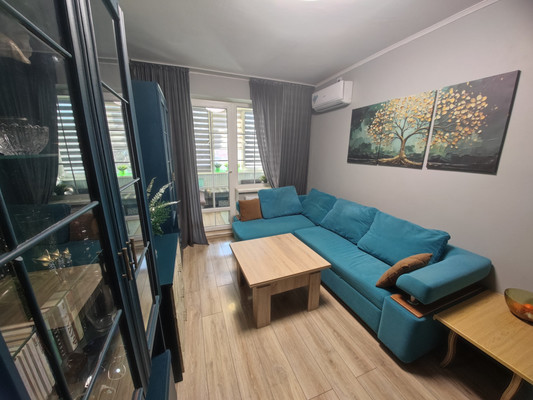 Продам трехкомнатную (3-комн.) квартиру, Дзержинского пр-кт, 198, Новороссийск г