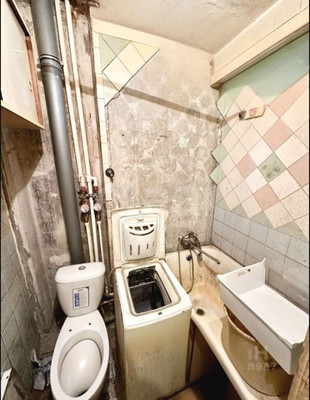 Продам однокомнатную (1-комн.) квартиру, 60 лет Октября ул, 7, Симферополь г