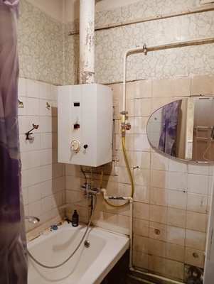 Продам двухкомнатную (2-комн.) квартиру, Большая Филёвская ул, 12, Москва г