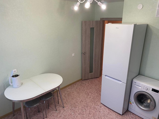 Сдам трехкомнатную (3-комн.) квартиру, Ильгама Шакирова пр-кт, 15, Казань г