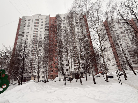 Продам трехкомнатную (3-комн.) квартиру, Дубнинская ул, 46к1, Москва г