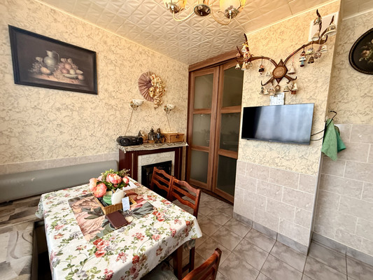 Продам трехкомнатную (3-комн.) квартиру, Дубнинская ул, 46к1, Москва г