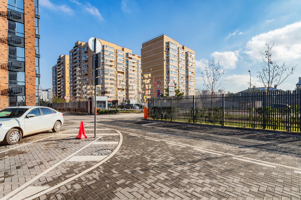 Продам однокомнатную (1-комн.) квартиру, Круговая ул, 4/1к3, Краснодар г