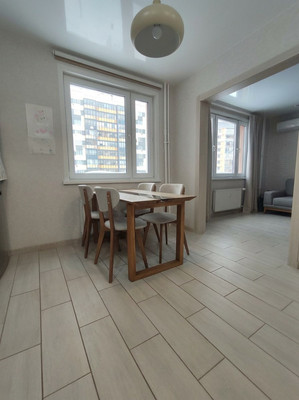 Продам трехкомнатную (3-комн.) квартиру, Александра Курынова ул, 6к1, Казань г