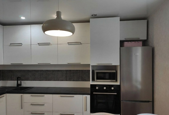 Продам трехкомнатную (3-комн.) квартиру, Александра Курынова ул, 6к1, Казань г