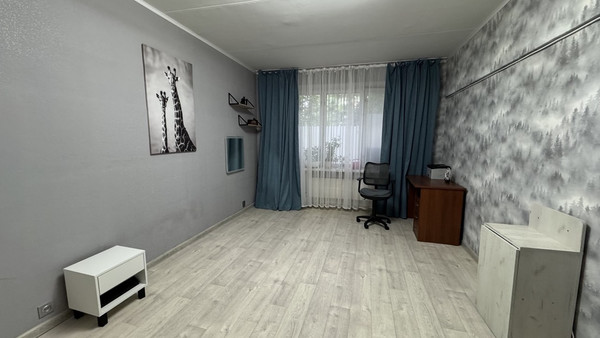 Продам трехкомнатную (3-комн.) квартиру, Нагорная ул, 24к10, Москва г