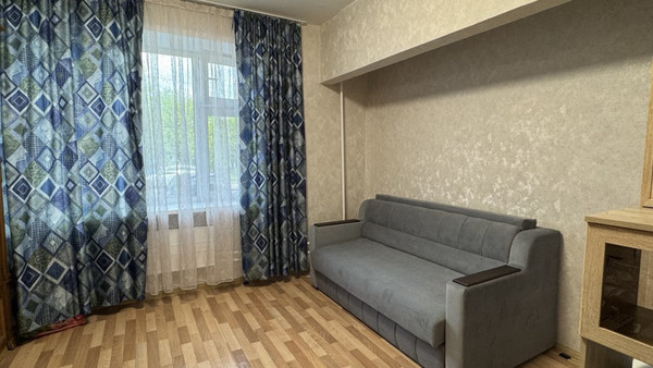 Продам трехкомнатную (3-комн.) квартиру, Нагорная ул, 24к10, Москва г