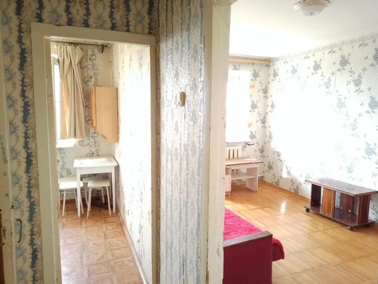 Продам однокомнатную (1-комн.) квартиру, Урожайная ул, 63, Центральной Усадьбы свх Восток п