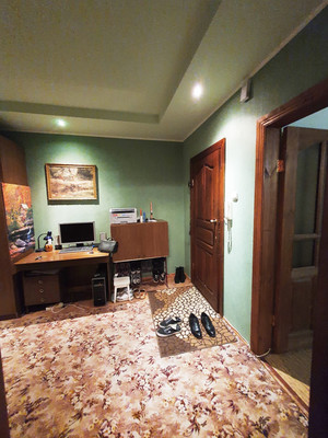 Продам трехкомнатную (3-комн.) квартиру, А.Г. Стаханова ул, 24, Липецк г