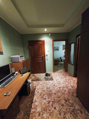 Продам трехкомнатную (3-комн.) квартиру, А.Г. Стаханова ул, 24, Липецк г