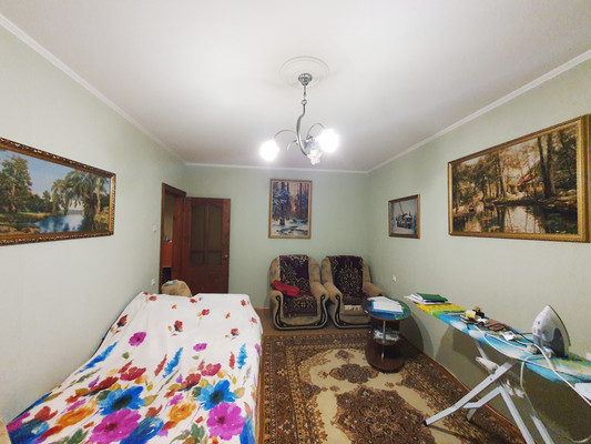 Продам трехкомнатную (3-комн.) квартиру, А.Г. Стаханова ул, 24, Липецк г