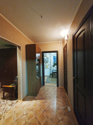 Продам трехкомнатную (3-комн.) квартиру, А.Г. Стаханова ул, 24, Липецк г