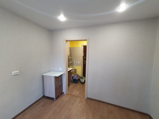 Продам однокомнатную (1-комн.) квартиру, Звездная ул, 15к2, Липецк г