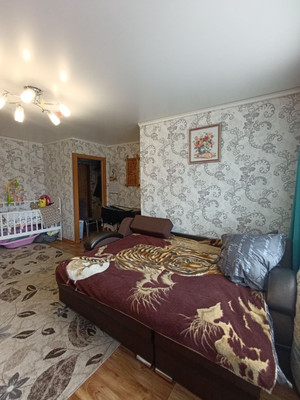 Продам трехкомнатную (3-комн.) квартиру, Карла Маркса ул, 57ка, Ишим г