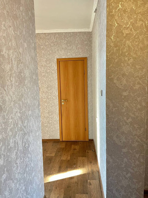 Продам трехкомнатную (3-комн.) квартиру, Большая ул, 194, Ишим г