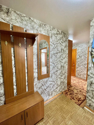 Продам двухкомнатную (2-комн.) квартиру, Карла Маркса ул, 60кб, Ишим г