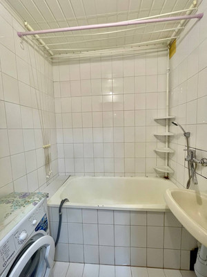 Продам двухкомнатную (2-комн.) квартиру, Карла Маркса ул, 60кб, Ишим г