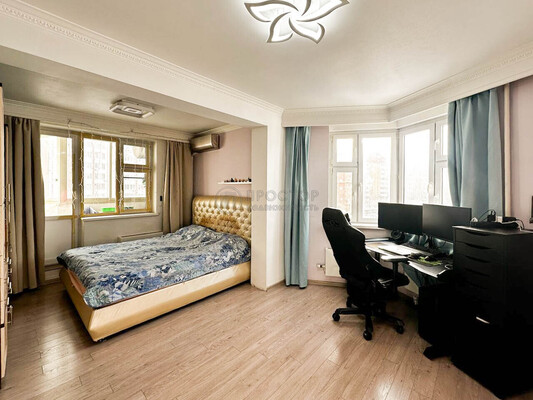 Продам двухкомнатную (2-комн.) квартиру, Садовая ул, 19, Путилково д