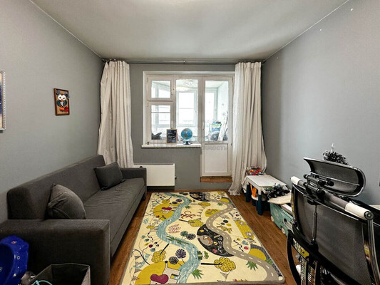 Продам двухкомнатную (2-комн.) квартиру, Садовая ул, 19, Путилково д