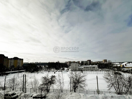 Продам двухкомнатную (2-комн.) квартиру, Садовая ул, 19, Путилково д