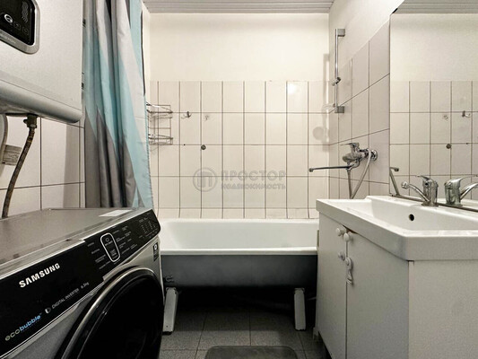 Продам двухкомнатную (2-комн.) квартиру, Садовая ул, 19, Путилково д