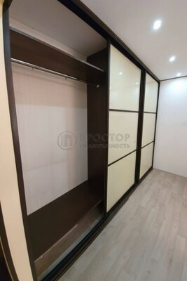 Продам однокомнатную (1-комн.) квартиру, Генерала Тюленева ул, 35, Москва г