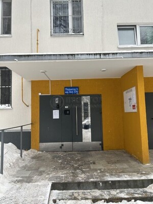 Продам однокомнатную (1-комн.) квартиру, Генерала Тюленева ул, 35, Москва г