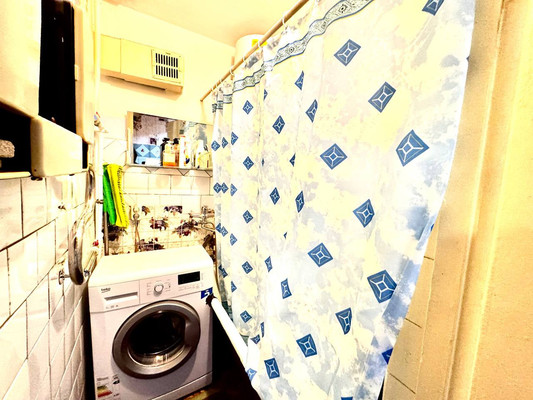 Продам многокомнатную квартиру, Рокоссовского ул, 15кб, Ишим г