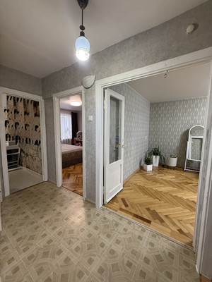 Продам трехкомнатную (3-комн.) квартиру, Калинина ул, 28, Туапсе г