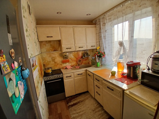 Продам трехкомнатную (3-комн.) квартиру, Ленина ул, 9, Дунай п