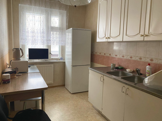 Продам двухкомнатную (2-комн.) квартиру, Ленина ул, 14, Костомукша г