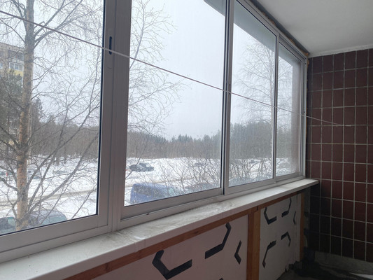 Продам двухкомнатную (2-комн.) квартиру, Ленина ул, 14, Костомукша г