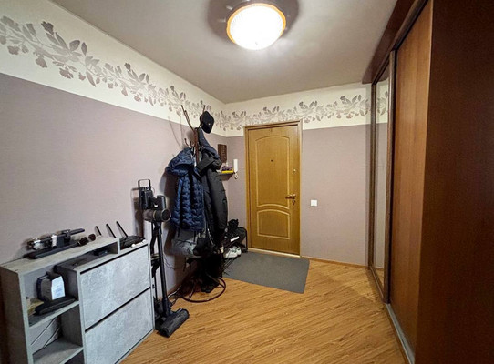 Продам двухкомнатную (2-комн.) квартиру, Гагарина ул, 98, Чехов г