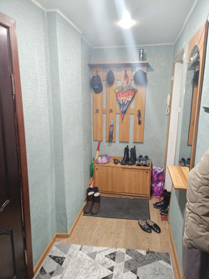 Продам двухкомнатную (2-комн.) квартиру, Северная ул, 3, Алексин г