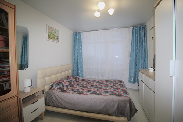 Продам трехкомнатную (3-комн.) квартиру, Оханская ул, 29, Пермь г