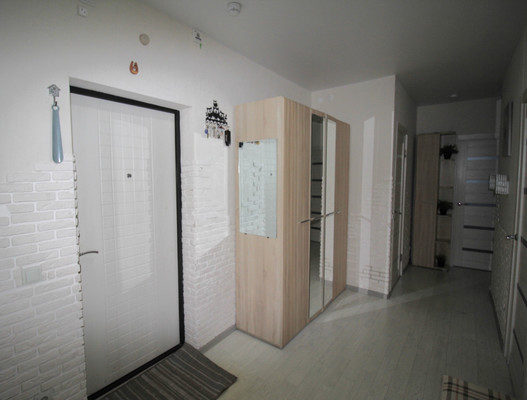 Продам трехкомнатную (3-комн.) квартиру, Оханская ул, 29, Пермь г