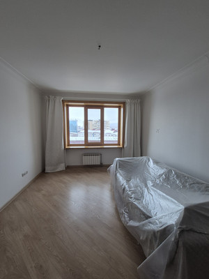 Продам трехкомнатную (3-комн.) квартиру, Комсомольская ул, 271Ак1, Южно-Сахалинск г