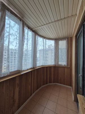 Продам трехкомнатную (3-комн.) квартиру, Комсомольская ул, 271Ак1, Южно-Сахалинск г