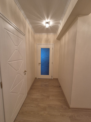 Продам трехкомнатную (3-комн.) квартиру, Комсомольская ул, 271Ак1, Южно-Сахалинск г