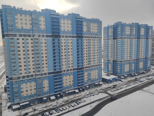 Продам однокомнатную (1-комн.) квартиру, Заречная ул, 10, Парголово п