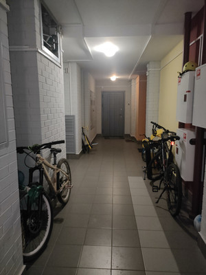 Продам однокомнатную (1-комн.) квартиру, Заречная ул, 10, Парголово п