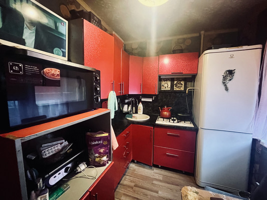 Продам двухкомнатную (2-комн.) квартиру, Ленина ул, 35, Яхрома г