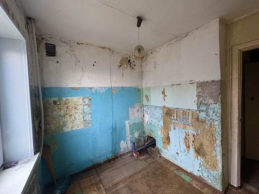 Продам трехкомнатную (3-комн.) квартиру, Ветеранов ул, 4, Дунай п