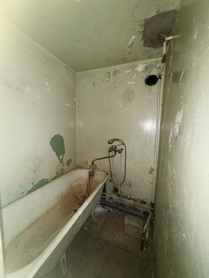 Продам трехкомнатную (3-комн.) квартиру, Ветеранов ул, 4, Дунай п