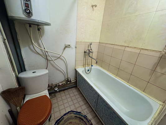 Продам однокомнатную (1-комн.) квартиру, Морская ул, 1а, Дунай п