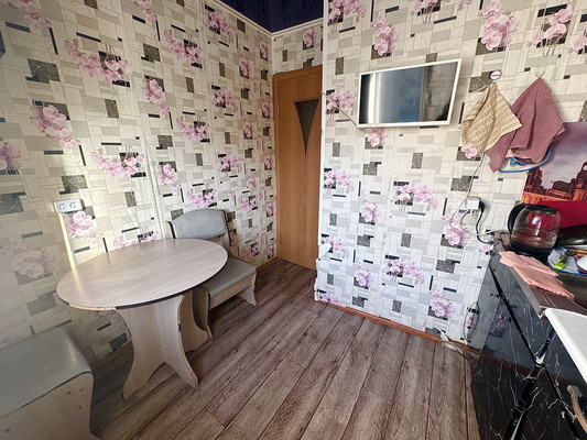 Продам двухкомнатную (2-комн.) квартиру, Советская ул, 1, Дунай п