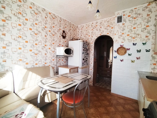 Продам двухкомнатную (2-комн.) квартиру, Морская ул, 21, Дунай п